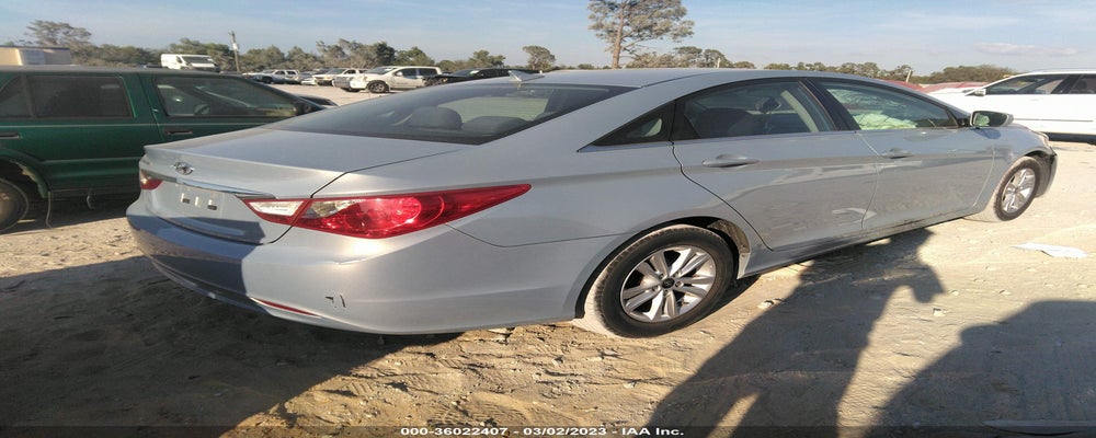 5NPEB4AC6BH168330 2011 HYUNDAI SONATA photo no. 4