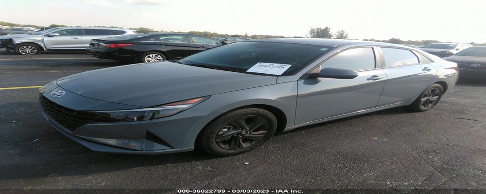 KMHLM4AG3NU333499 2022 HYUNDAI ELANTRA photo no. 2
