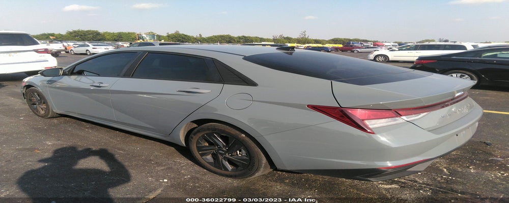KMHLM4AG3NU333499 2022 HYUNDAI ELANTRA photo no. 3