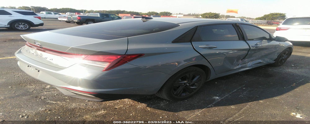KMHLM4AG3NU333499 2022 HYUNDAI ELANTRA photo no. 4