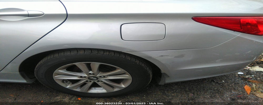5NPEB4AC4BH127372 2011 HYUNDAI SONATA photo no. 6