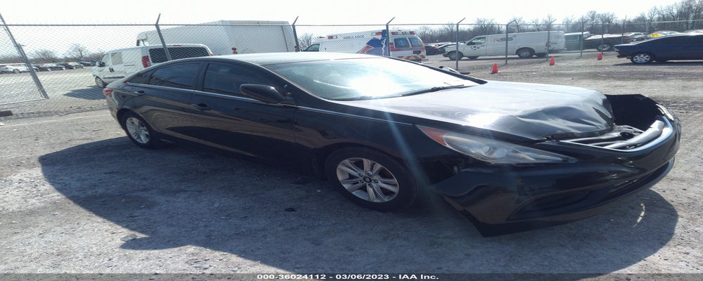 5NPEB4AC7BH015553 2011 HYUNDAI SONATA photo no. 1