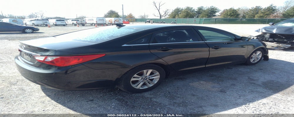 5NPEB4AC7BH015553 2011 HYUNDAI SONATA photo no. 4