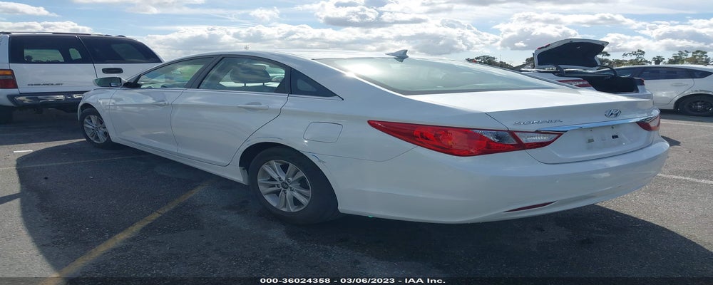 5NPEB4AC2BH201453 2011 HYUNDAI SONATA photo no. 3