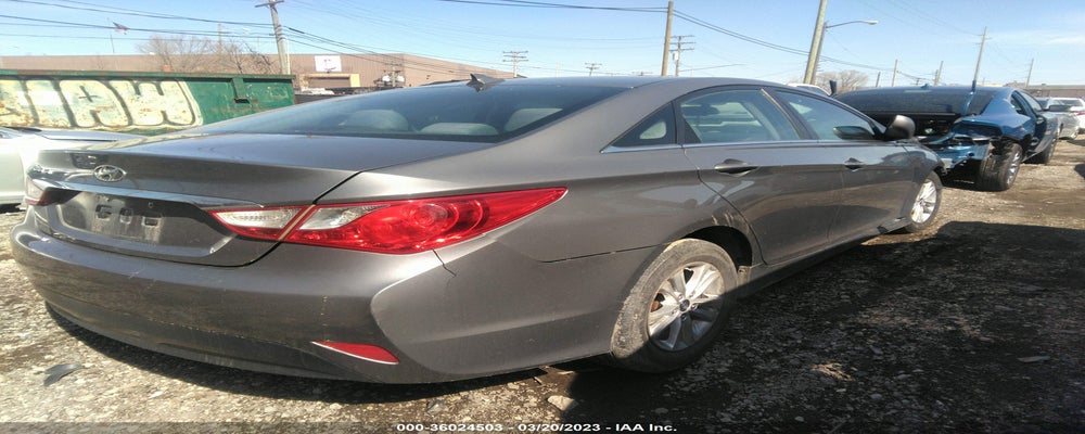 5NPEB4AC6EH906602 2014 HYUNDAI SONATA photo no. 4