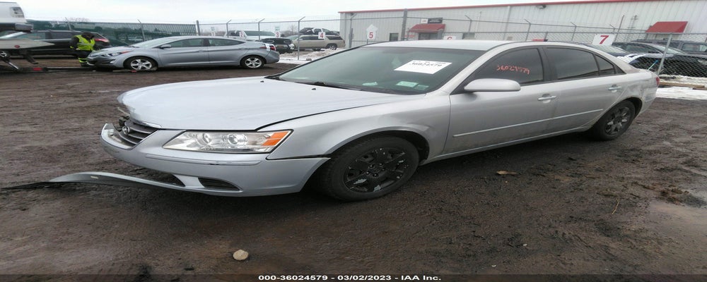 5NPET4AC9AH648731 2010 HYUNDAI SONATA photo no. 2