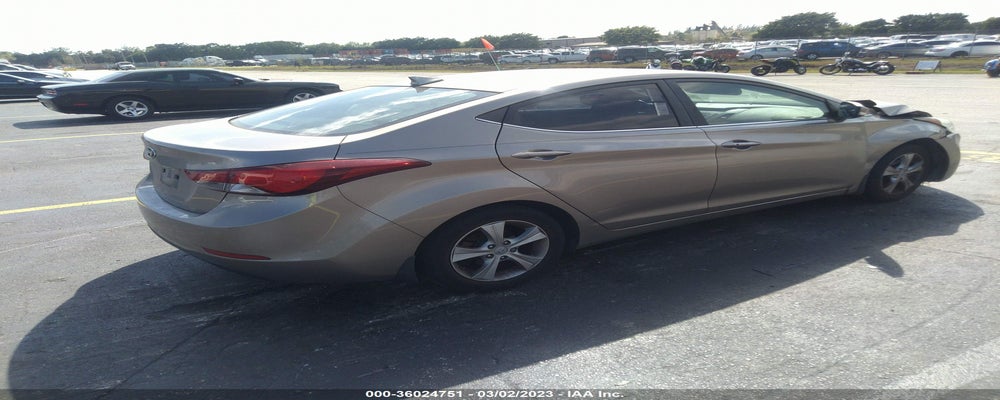 5NPDH4AEXGH673595 2016 HYUNDAI ELANTRA photo no. 4
