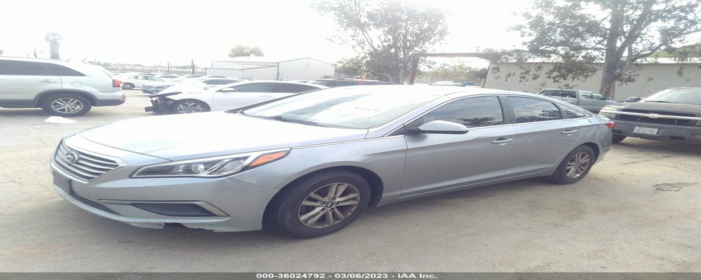 5NPE24AF6GH376760 2016 HYUNDAI SONATA photo no. 2