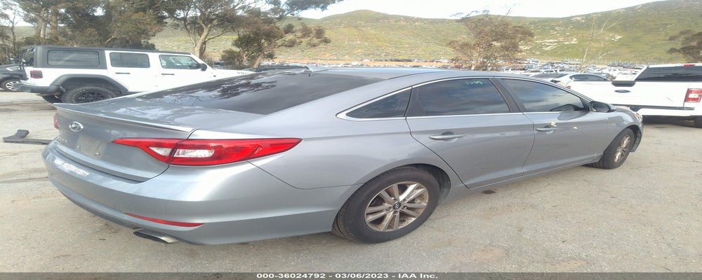 5NPE24AF6GH376760 2016 HYUNDAI SONATA photo no. 4