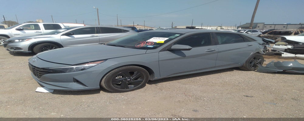 KMHLS4AG3NU318829 2022 HYUNDAI ELANTRA photo no. 2