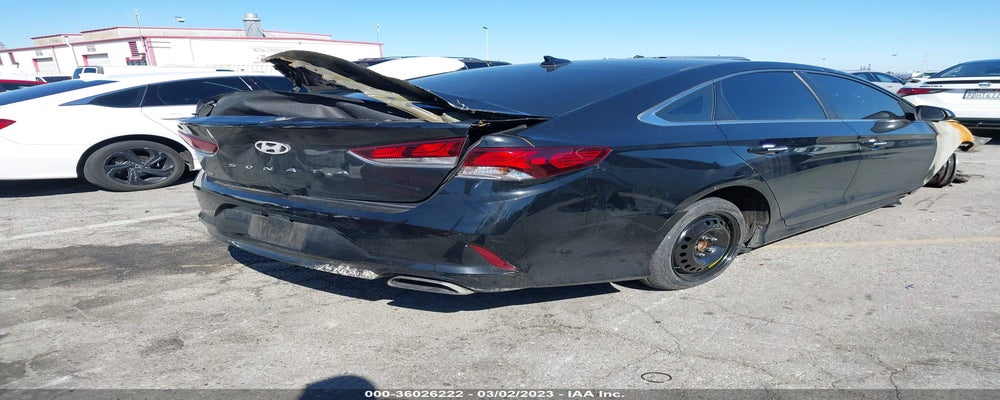 5NPE24AF5JH601838 2018 HYUNDAI SONATA photo no. 4