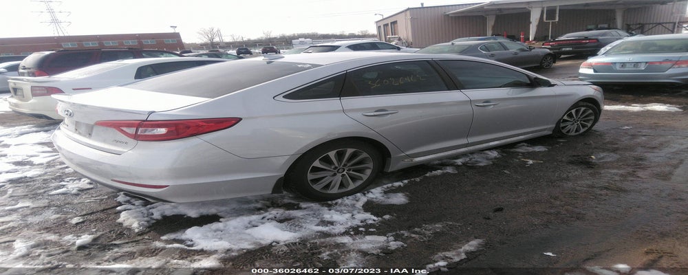 5NPE34AF3FH037076 2015 HYUNDAI SONATA photo no. 4