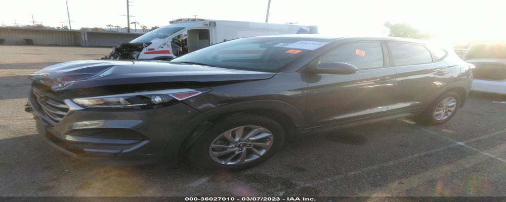KM8J23A40JU682532 2018 HYUNDAI TUCSON photo no. 2