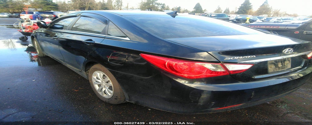 5NPEB4AC5BH066775 2011 HYUNDAI SONATA photo no. 3