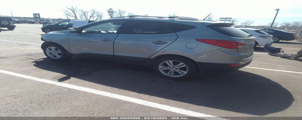 KM8JU3AC7BU201050 2011 HYUNDAI TUCSON photo no. 3