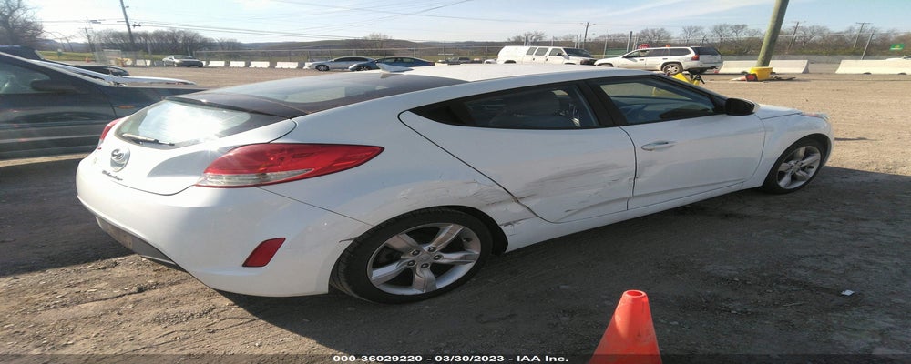 KMHTC6ADXDU100948 2013 HYUNDAI VELOSTER photo no. 4