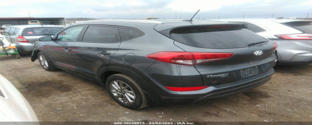 KM8J33A22GU095348 2016 HYUNDAI TUCSON photo no. 3