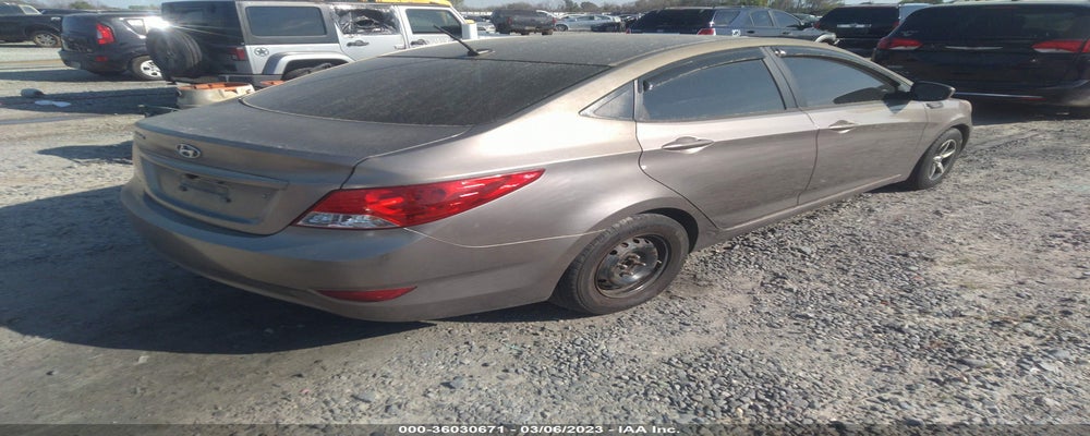 KMHCT4AE1DU409558 2013 HYUNDAI ACCENT photo no. 4