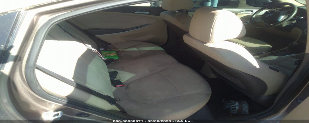 KMHCT4AE1DU409558 2013 HYUNDAI ACCENT photo no. 8