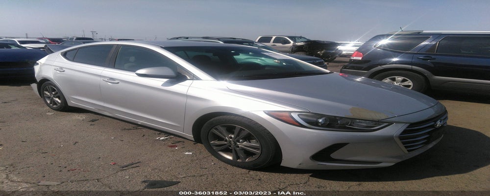 5NPD84LF1HH007801 2017 HYUNDAI ELANTRA photo no. 4