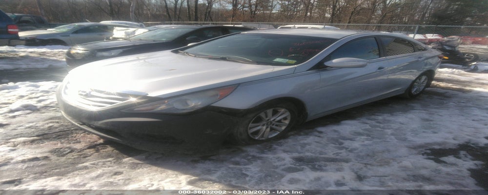 5NPEB4ACXBH251131 2011 HYUNDAI SONATA photo no. 2