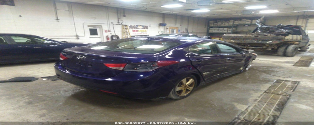 5NPDH4AE0DH444239 2013 HYUNDAI ELANTRA photo no. 4