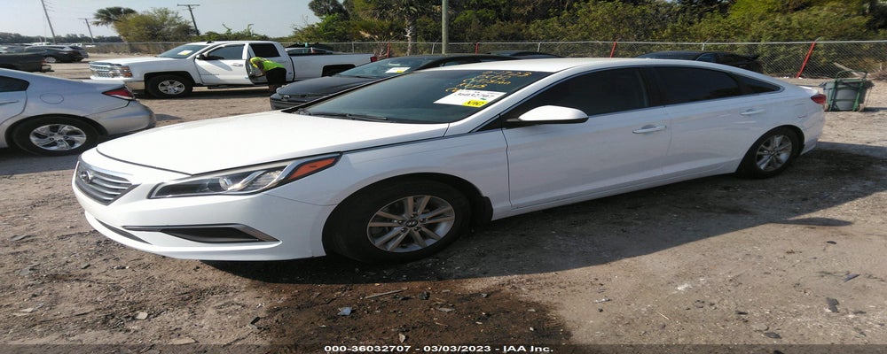 5NPE24AF2GH401427 2016 HYUNDAI SONATA photo no. 2