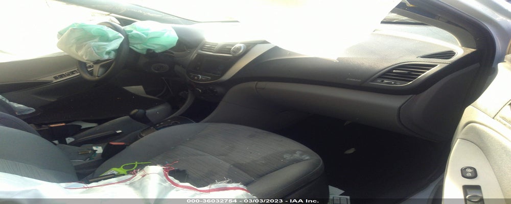 KMHCT4AE2HU243413 2017 HYUNDAI ACCENT photo no. 5