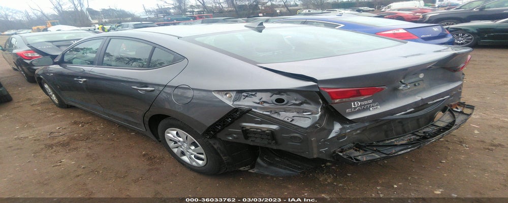 5NPD74LF0JH402433 2018 HYUNDAI ELANTRA photo no. 3