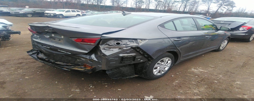 5NPD74LF0JH402433 2018 HYUNDAI ELANTRA photo no. 4