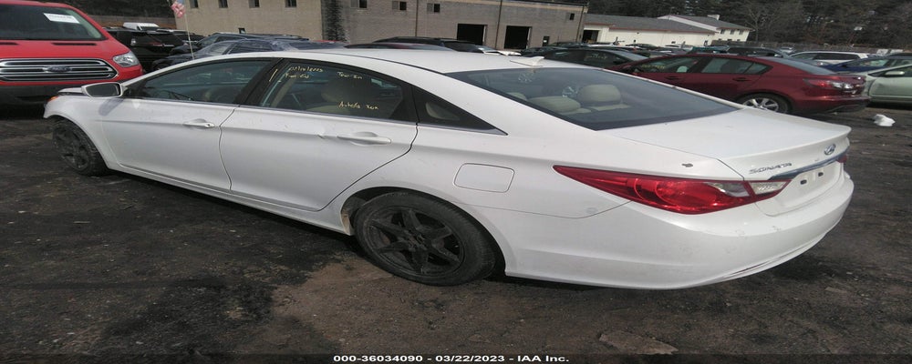 5NPEB4AC9BH069209 2011 HYUNDAI SONATA photo no. 3