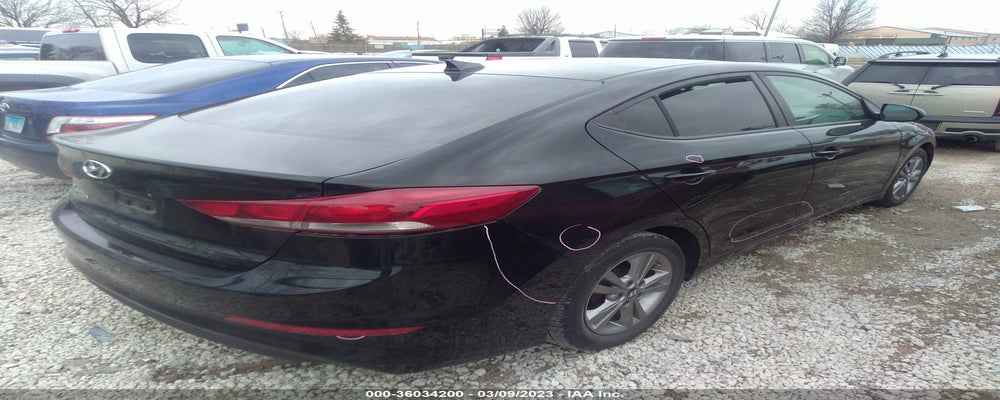 KMHD84LF0HU153639 2017 HYUNDAI ELANTRA photo no. 4