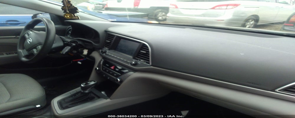 KMHD84LF0HU153639 2017 HYUNDAI ELANTRA photo no. 5