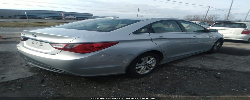 5NPEB4ACXDH660961 2013 HYUNDAI SONATA photo no. 4
