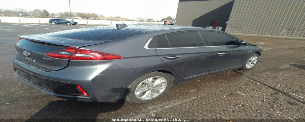 KMHC75LD1KU174316 2019 HYUNDAI IONIQ PLUG-IN HYBRID photo no. 4