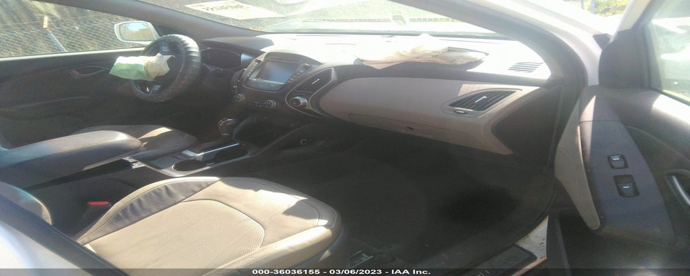 KM8JU3AG5FU087431 2015 HYUNDAI TUCSON photo no. 5