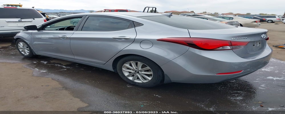 5NPDH4AE2GH689130 2016 HYUNDAI ELANTRA photo no. 3