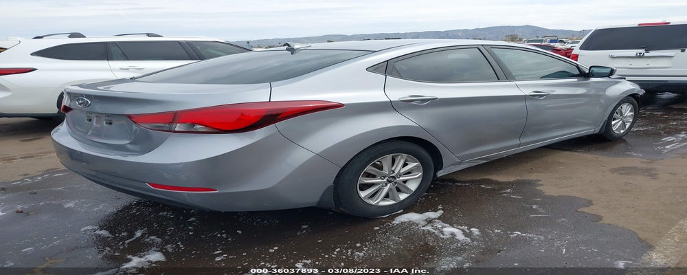 5NPDH4AE2GH689130 2016 HYUNDAI ELANTRA photo no. 4