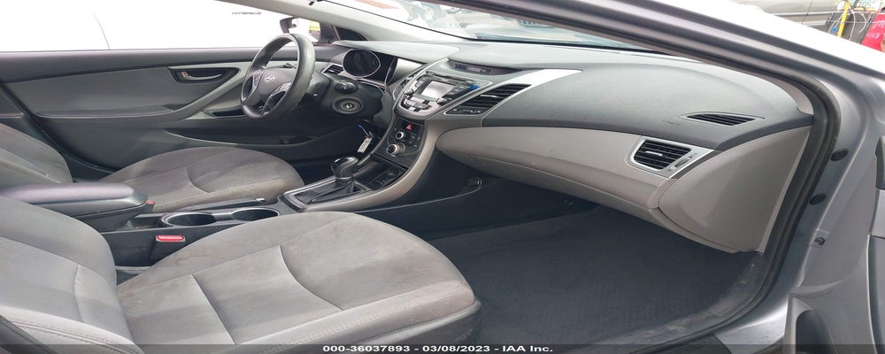 5NPDH4AE2GH689130 2016 HYUNDAI ELANTRA photo no. 5