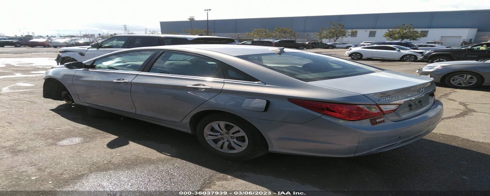 5NPEB4AC0BH073634 2011 HYUNDAI SONATA photo no. 3