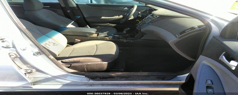 5NPEB4AC0BH073634 2011 HYUNDAI SONATA photo no. 5