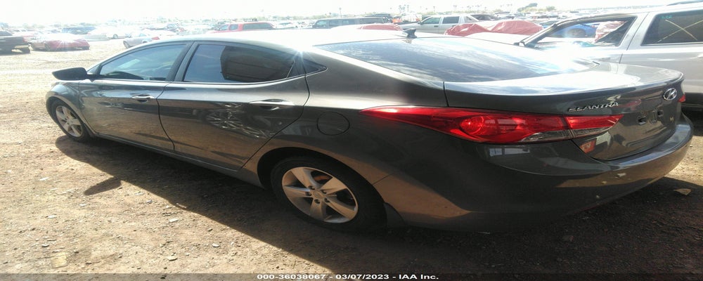 5NPDH4AE6DH185305 2013 HYUNDAI ELANTRA photo no. 3