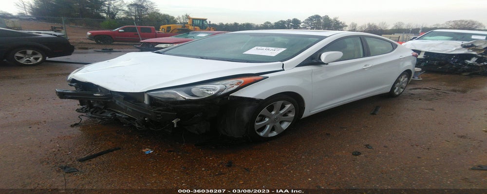 5NPDH4AEXDH185470 2013 HYUNDAI ELANTRA photo no. 2