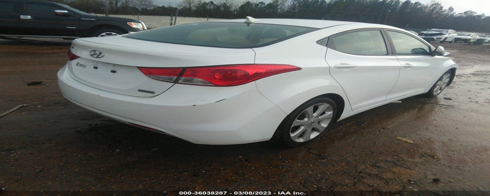 5NPDH4AEXDH185470 2013 HYUNDAI ELANTRA photo no. 4