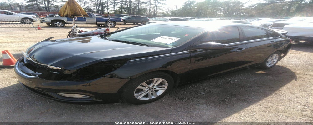 5NPEB4AC0DH732203 2013 HYUNDAI SONATA photo no. 2