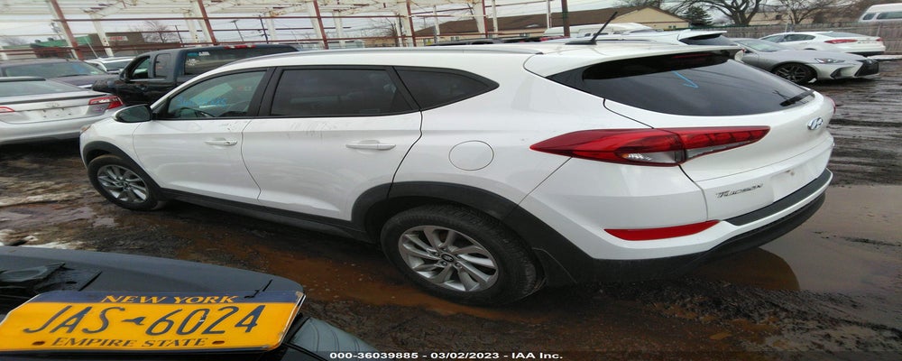 KM8J3CA4XGU208707 2016 HYUNDAI TUCSON photo no. 3