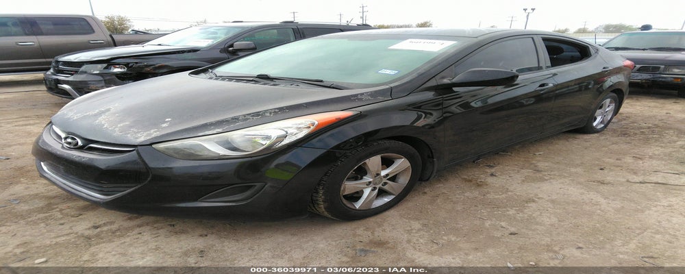 5NPDH4AE8DH401297 2013 HYUNDAI ELANTRA photo no. 2