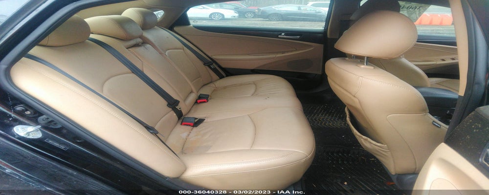 5NPEC4AB0BH219762 2011 HYUNDAI SONATA photo no. 8