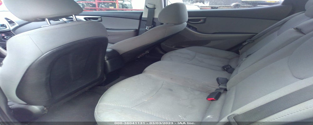 5NPDH4AE1GH743582 2016 HYUNDAI ELANTRA photo no. 8