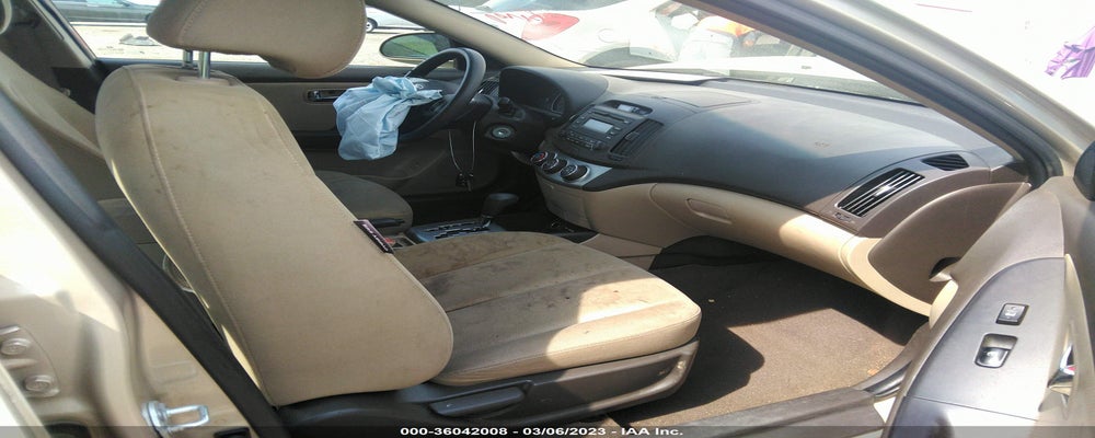 KMHDU4AD9AU016931 2010 HYUNDAI ELANTRA photo no. 5